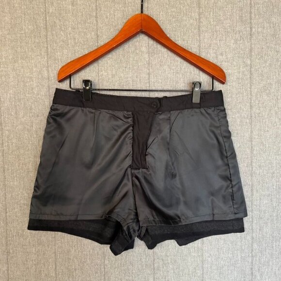 Gap Wool Blend Black Gray Stripe High Rise Wide Leg Tailored Shorts Size 12 Tall - Picture 6 of 13